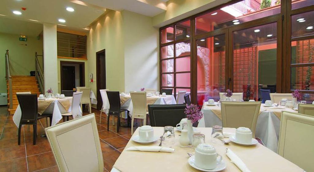 Hotel Leto Делфи Екстериор снимка
